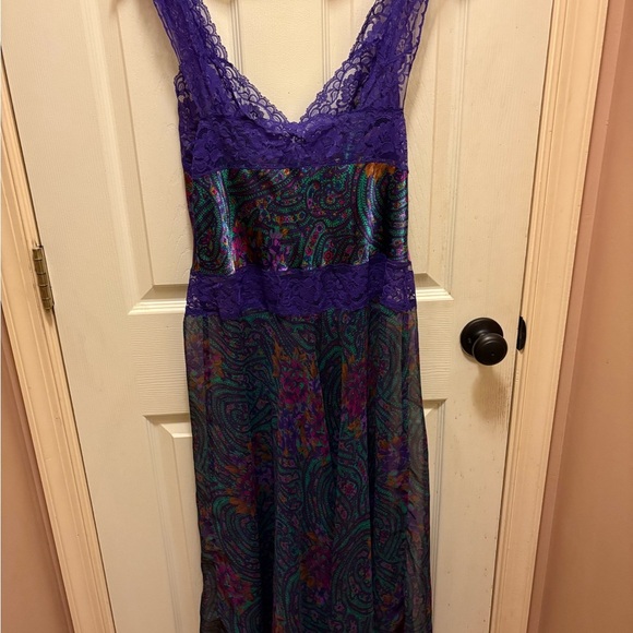 Victorias Secret Vintage Gold Label Lace Trim Multicolor Paisley Nightgown NWT!! - Picture 9 of 14